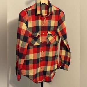 Women’s Love Tree Red Navy Cream Plaid Flannel Shirt Size Small